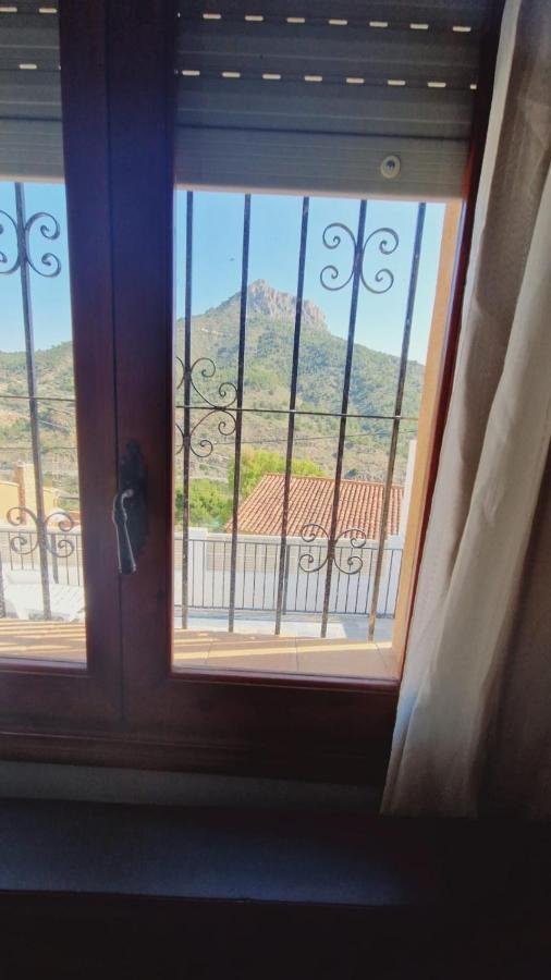 Maryvilla Zohra Calpe Bagian luar foto