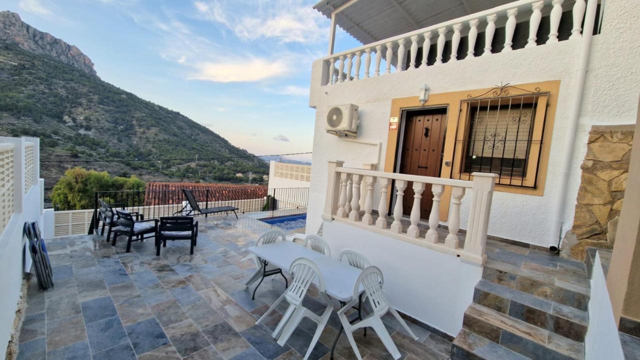 Maryvilla Zohra Calpe Bagian luar foto