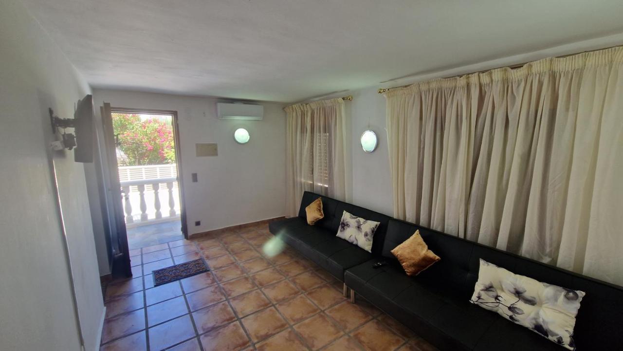 Maryvilla Zohra Calpe Bagian luar foto