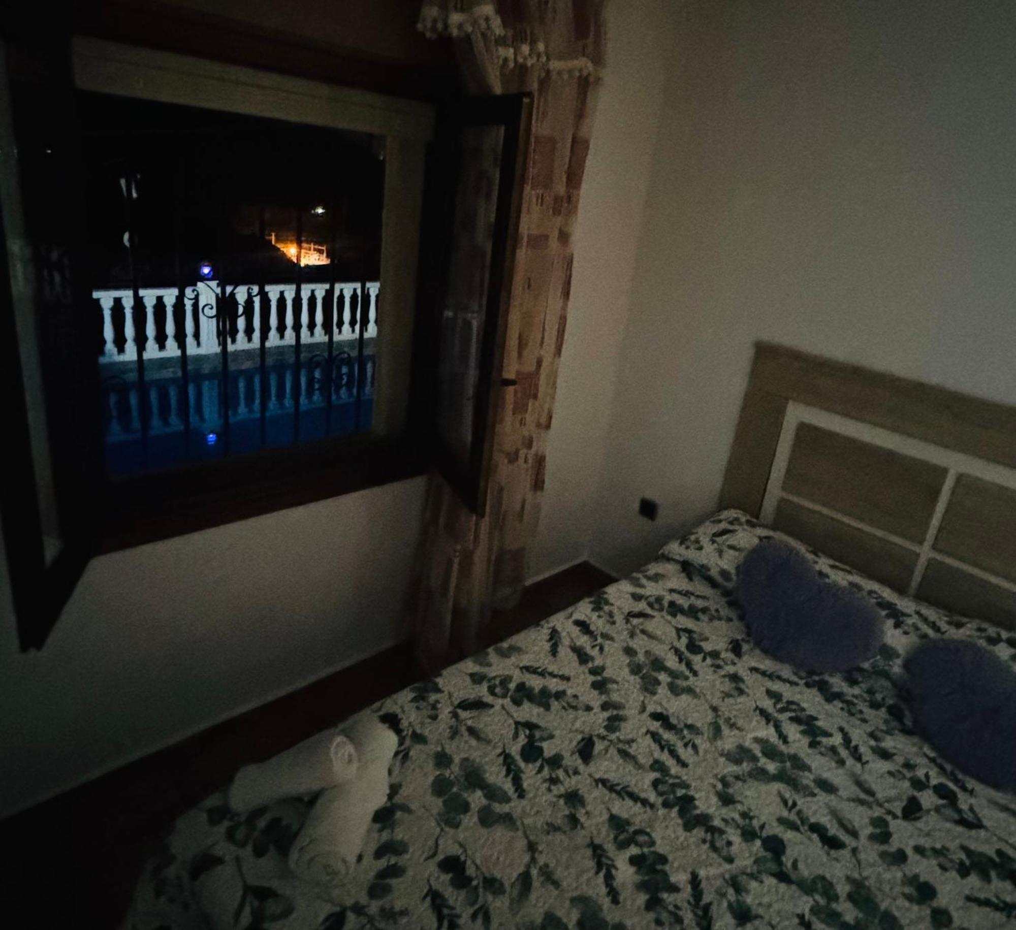 Maryvilla Zohra Calpe Bagian luar foto